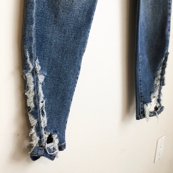 Free People Ripped mom jeans - Picture 3 of 5